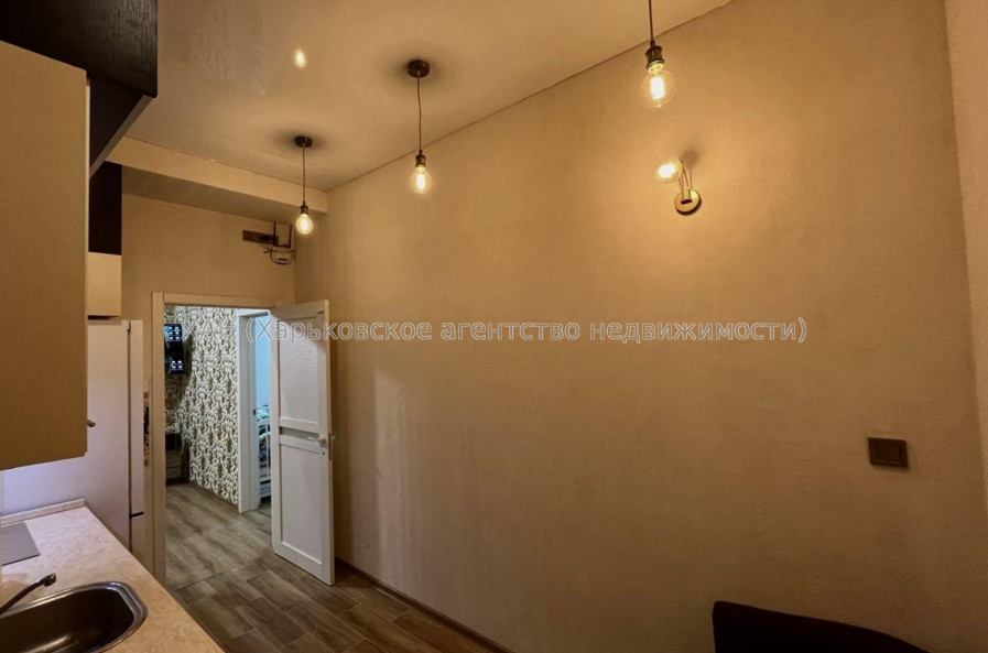 Продам квартиру, Победы просп. , 2 кім., 50 м², евроремонт 