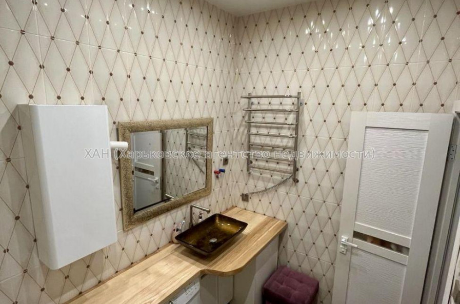 Продам квартиру, Победы просп. , 2 кім., 50 м², евроремонт 