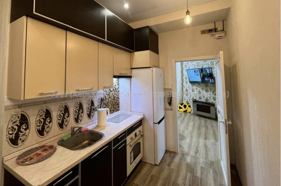 Продам квартиру, Победы просп. , 2 кім., 50 м², евроремонт 