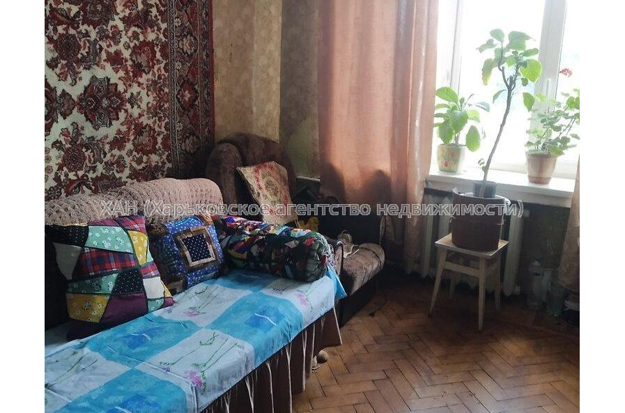 Продам квартиру, Харьковская наб. , 3 кім., 76 м², советский ремонт 