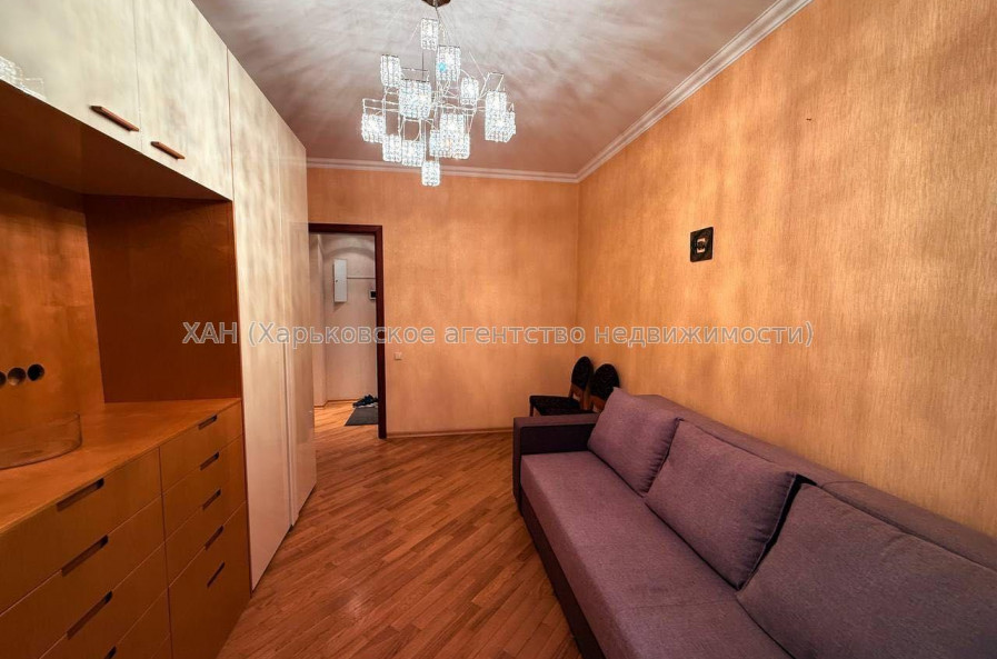 Продам квартиру, Армянский пер. , 3  ком., 86 м², капитальный ремонт 