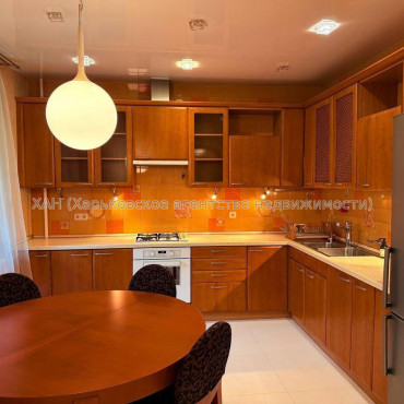 Продам квартиру, Армянский пер. , 3 кім., 86 м², капитальный ремонт 