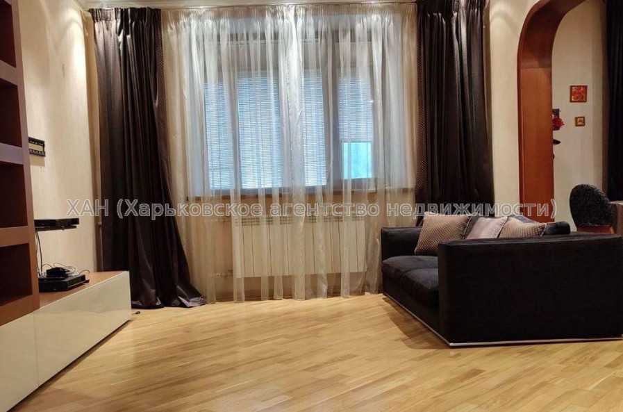 Продам квартиру, Армянский пер. , 3  ком., 86 м², капитальный ремонт 