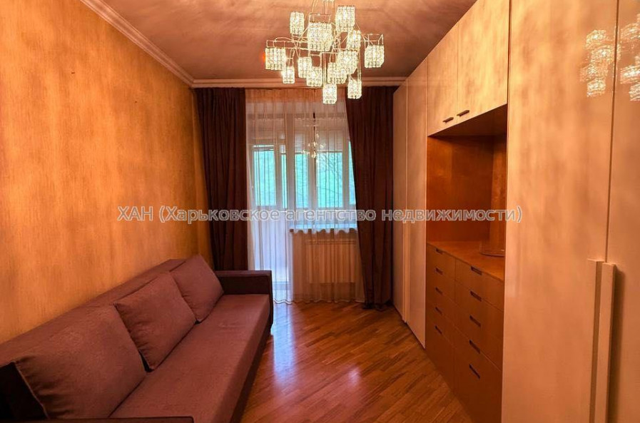 Продам квартиру, Армянский пер. , 3  ком., 86 м², капитальный ремонт 