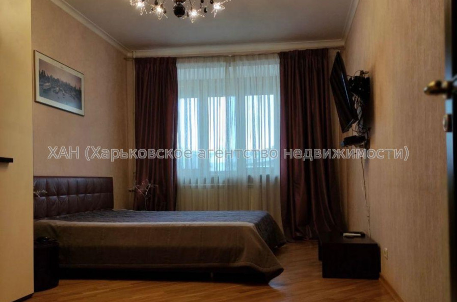 Продам квартиру, Армянский пер. , 3  ком., 86 м², капитальный ремонт 