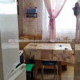 Продам квартиру, Гвардейцев Широнинцев ул. , 4 кім., 88 м², косметический ремонт 