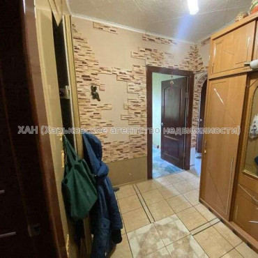 Продам квартиру, Бучмы ул. , 2  ком., 46 м², косметический ремонт 