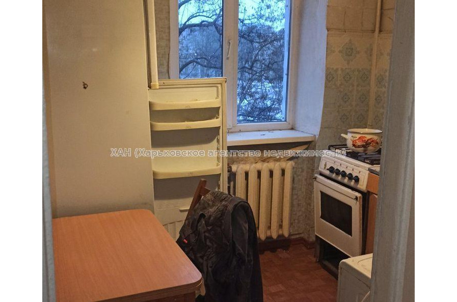 Продам квартиру, Героев Харькова просп. , 1  ком., 32 м², советский ремонт 