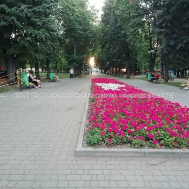 Продам квартиру, Героев Харькова просп. , 1 кім., 32 м², советский ремонт 