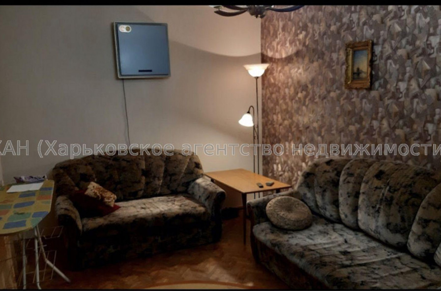 Продам квартиру, Деревянко Алексея ул. , 2 кім., 45 м², косметический ремонт 