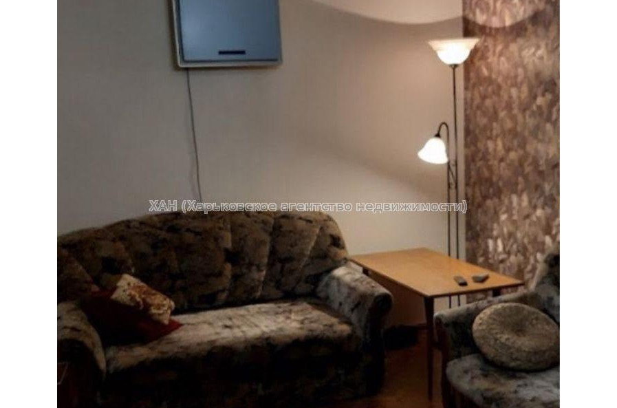 Продам квартиру, Деревянко ул. , 2  ком., 45 м², косметический ремонт 
