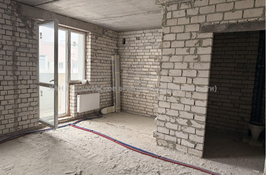 Продам квартиру, Шевченковский пер. , 1 кім., 36 м², без внутренних работ 