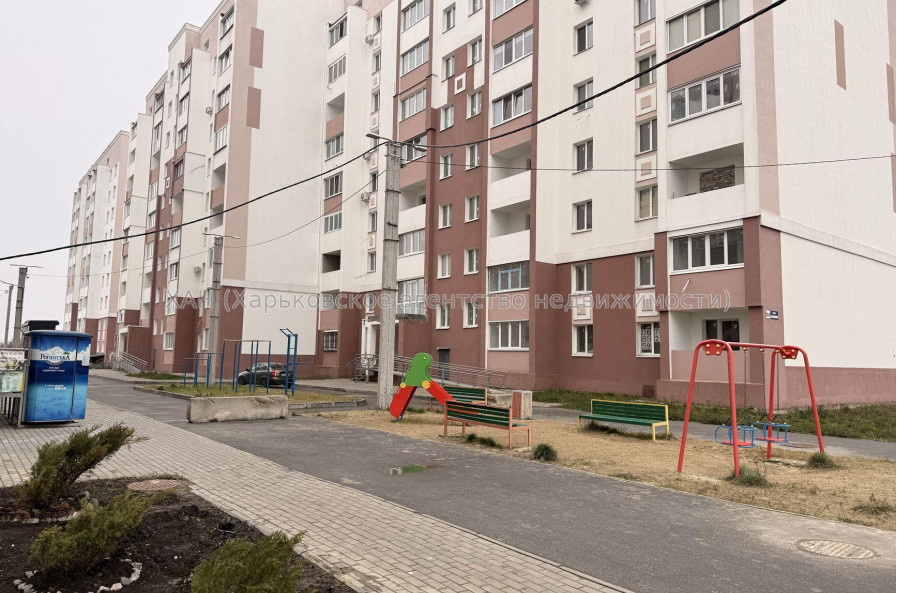 Продам квартиру, Шевченковский пер. , 1 кім., 36 м², без внутренних работ 