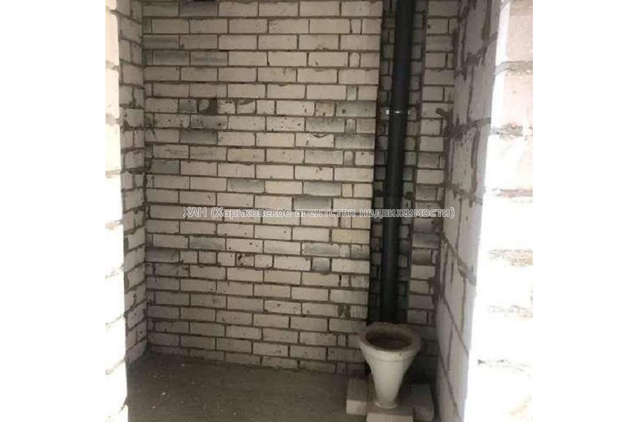 Продам квартиру, Шевченковский пер. , 1 кім., 36 м², без внутренних работ 