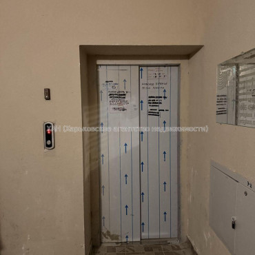 Продам квартиру, Шевченковский пер. , 1 кім., 36 м², без внутренних работ 