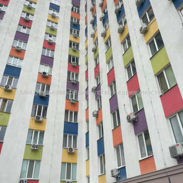 Продам квартиру, Шевченковский пер. , 1 кім., 24 м², без внутренних работ 