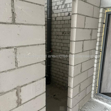 Продам квартиру, Шевченковский пер. , 1 кім., 24 м², без внутренних работ 