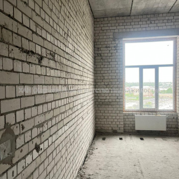 Продам квартиру, Шевченковский пер. , 1 кім., 24 м², без внутренних работ 