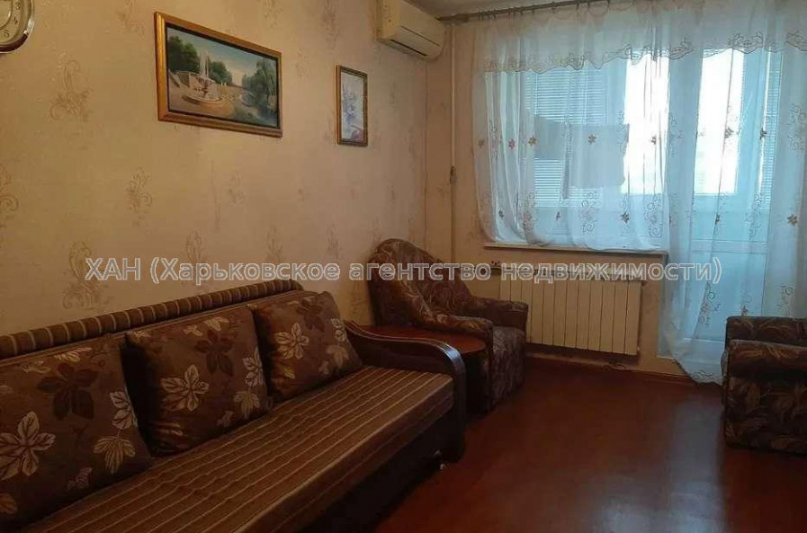 Продам квартиру, Владислава Зубенко ул. , 2 кім., 44 м², капитальный ремонт 