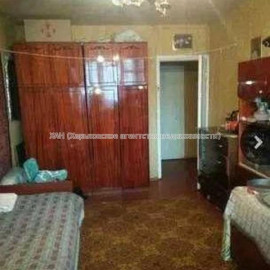 Продам квартиру, Зубарева Александра ул. , 3 кім., 64 м², косметический ремонт