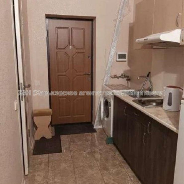 Продам квартиру, Шевченковский пер. , 1 кім., 18 м², капитальный ремонт 