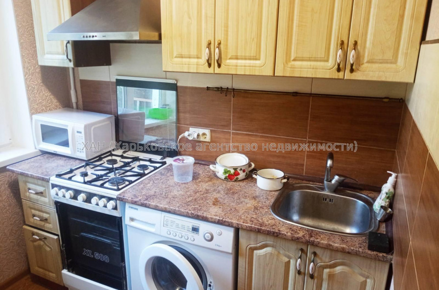 Сдам квартиру, Светлая ул. , 23Б , 2  ком., 44 м², капитальный ремонт 