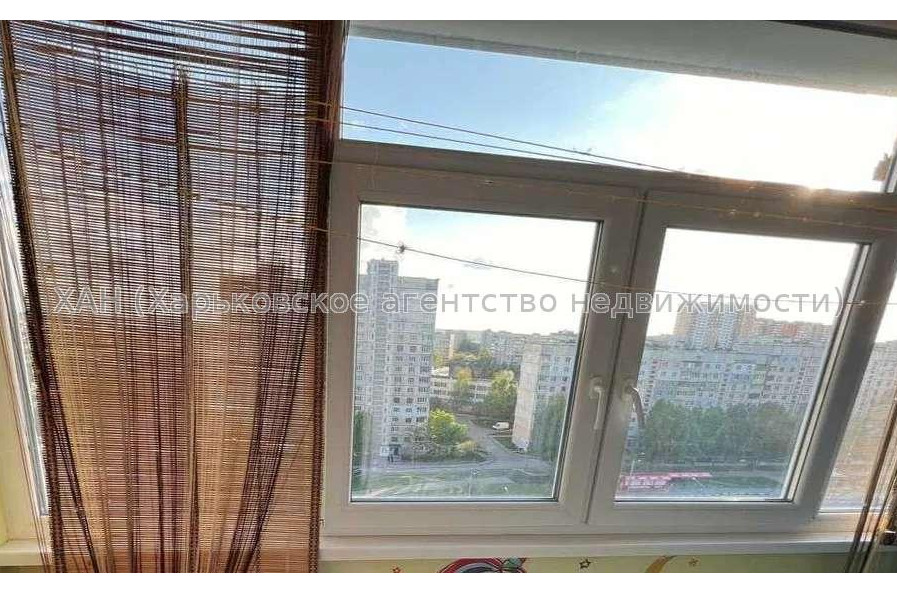 Продам квартиру, Ахсарова Энвера ул. , 2  ком., 52 м², косметический ремонт 