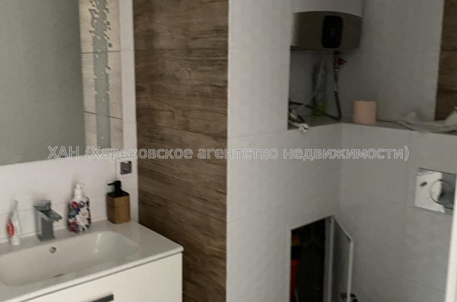 Продам квартиру, Орский 1-й пер. , 2 кім., 54 м², евроремонт 