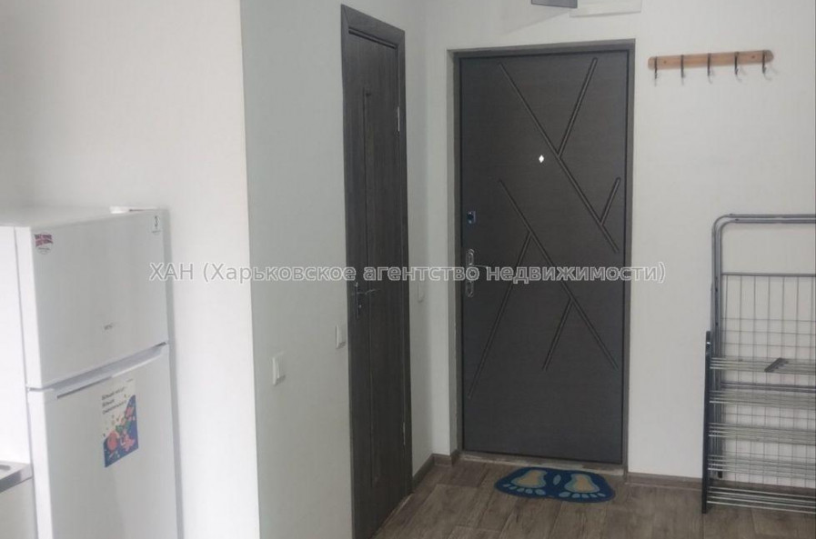 Продам квартиру, Михайлика ул. , 1 кім., 19 м², капитальный ремонт 