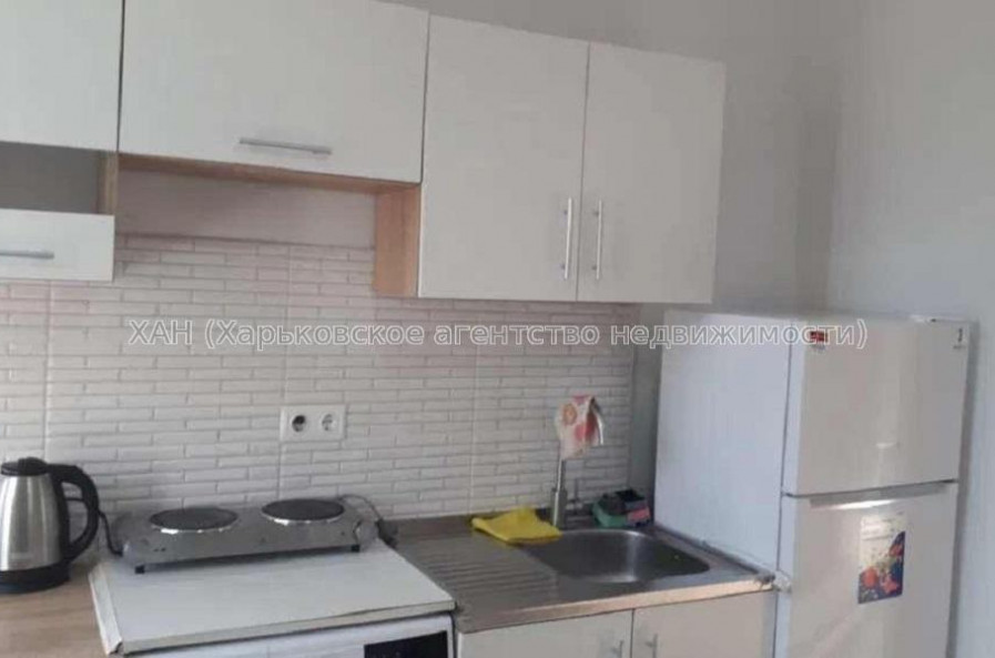 Продам квартиру, Михайлика ул. , 1 кім., 19 м², капитальный ремонт 