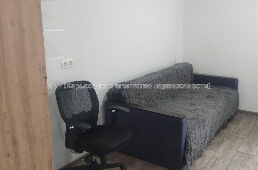 Продам квартиру, Михайлика ул. , 1 кім., 19 м², капитальный ремонт 