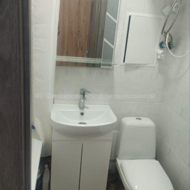 Продам квартиру, Михайлика ул. , 1  ком., 19 м², капитальный ремонт 