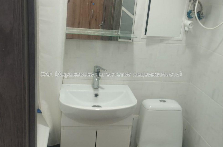 Продам квартиру, Михайлика ул. , 1  ком., 19 м², капитальный ремонт 