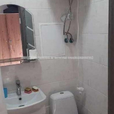 Продам квартиру, Михайлика ул. , 1  ком., 19 м², капитальный ремонт 