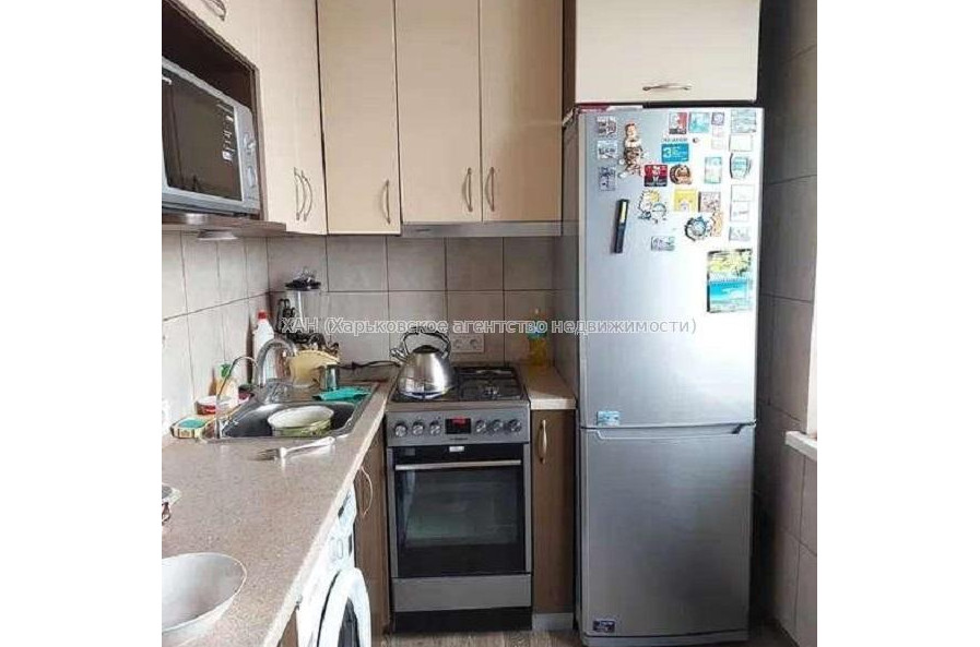Продам квартиру, Двинская ул. , 2 кім., 45 м², капитальный ремонт 