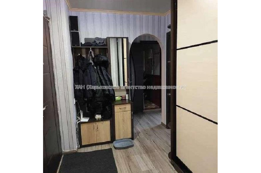 Продам квартиру, Двинская ул. , 2 кім., 45 м², капитальный ремонт 