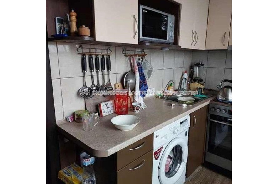 Продам квартиру, Двинская ул. , 2 кім., 45 м², капитальный ремонт 