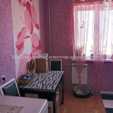 Продам квартиру, Олимпийская ул. , 3 кім., 71 м², капитальный ремонт 
