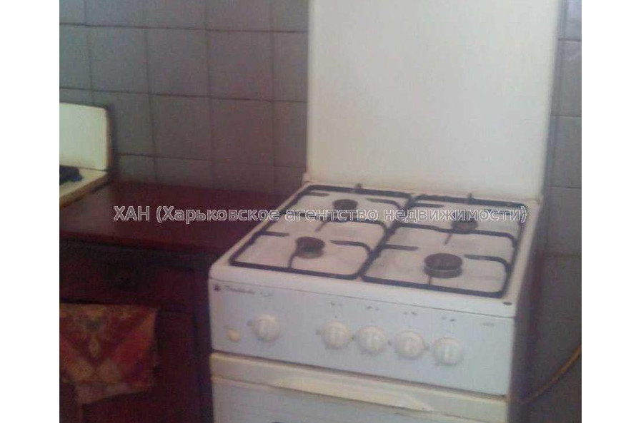 Продам квартиру, Китаенко ул. , 1 кім., 14 м², косметический ремонт 