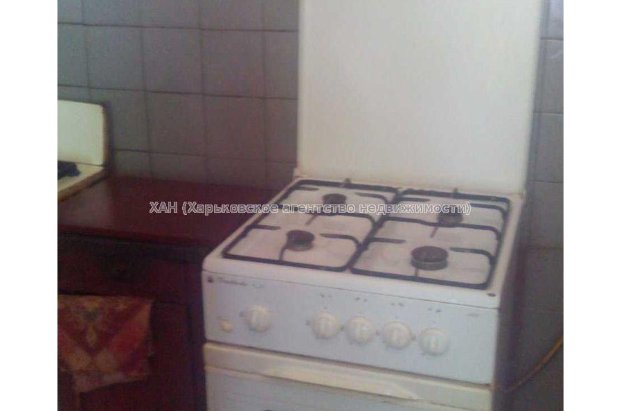 Продам квартиру, Китаенко ул. , 1 кім., 14 м², косметический ремонт 