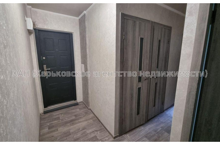 Продам квартиру, Валентиновская ул. , 2 кім., 50 м², евроремонт 
