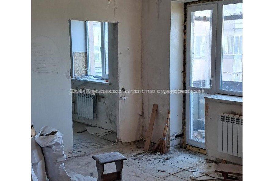 Продам квартиру, Селянская ул. , 3  ком., 70 м², без внутренних работ 