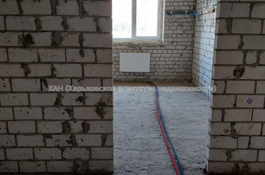 Продам квартиру, Валентиновская ул. , 1  ком., 34 м², без внутренних работ 