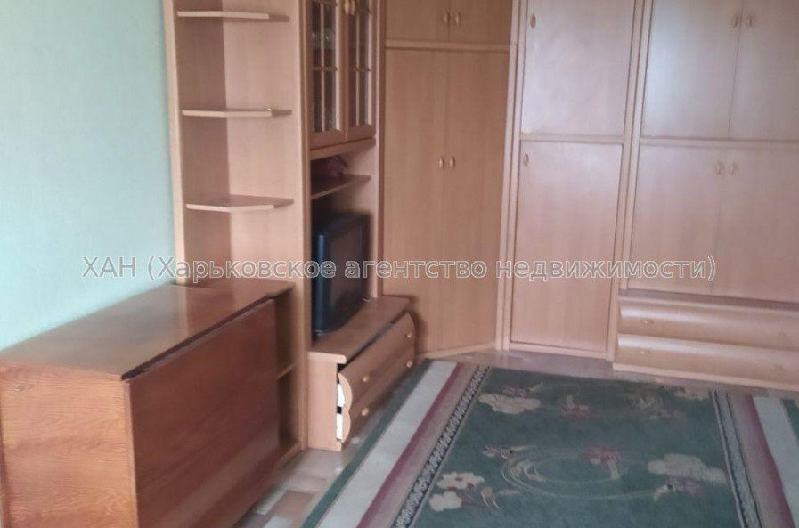 Продам квартиру, Салтовское шоссе , 1  ком., 33 м², косметический ремонт 