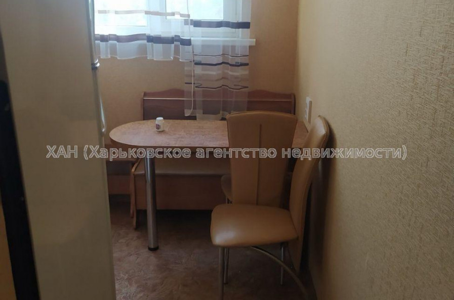 Продам квартиру, Салтовское шоссе , 1  ком., 33 м², косметический ремонт 