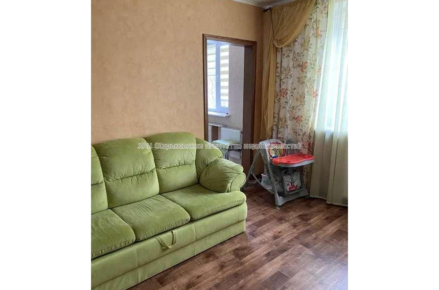 Продам квартиру, Соборности Украины ул. , 3 кім., 68 м², капитальный ремонт 