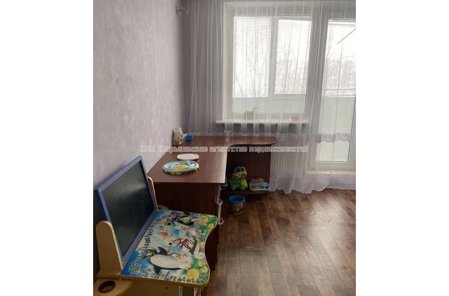Продам квартиру, Соборности Украины ул. , 3 кім., 68 м², капитальный ремонт 