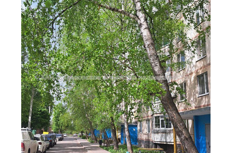 Продам квартиру, Жуковского просп. , 2  ком., 44.20 м², советский ремонт 