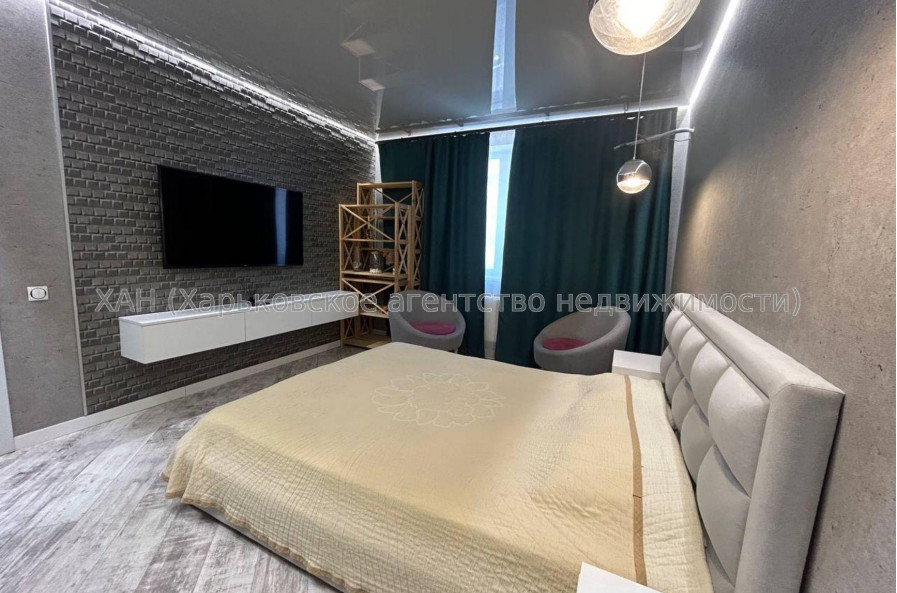 Продам квартиру, Домостроительная ул. , 2  ком., 56 м², авторский дизайн 