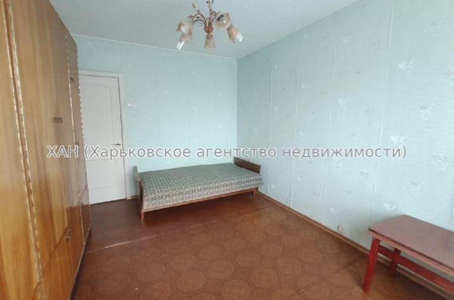 Продам квартиру, Жуковского просп. , 3 кім., 64.50 м², советский ремонт 